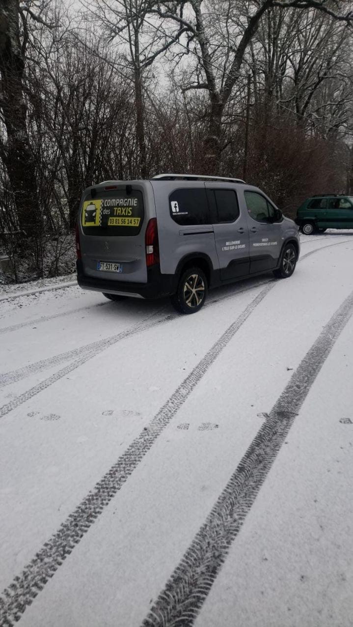 Service de Transfert aéroport Pierrefontaine-les-Varans